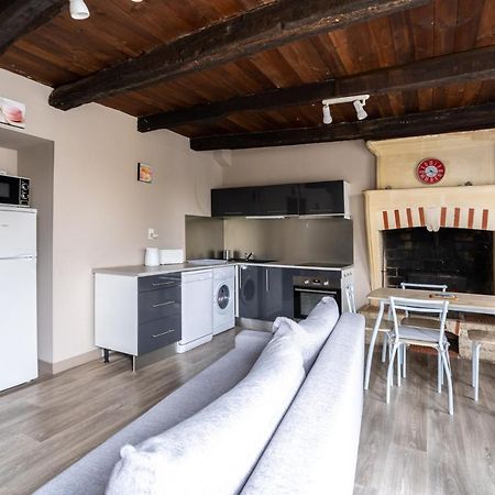 Laconciergeriejonzac, Residence Georgeon Экстерьер фото